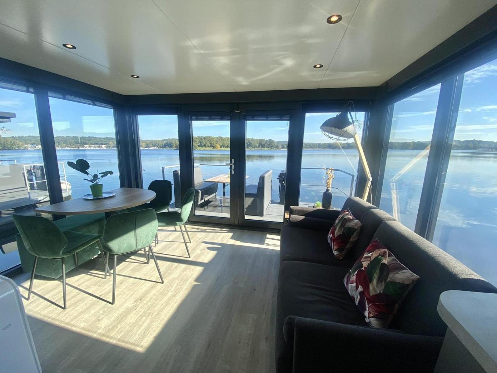 Houseboat Marina Mookerplas 4-6 Persons Plasmolen Exterior foto